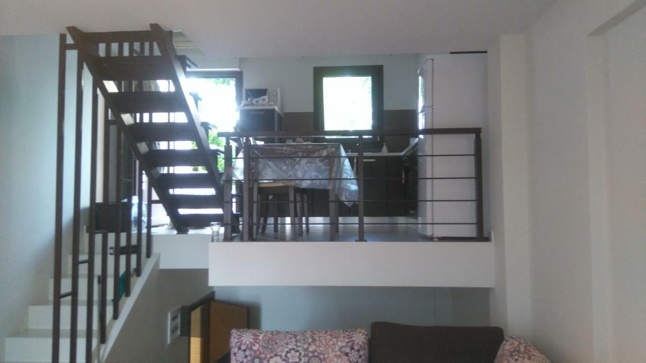 Maisonette Close To The Beach Nikiti  Zewnętrze zdjęcie